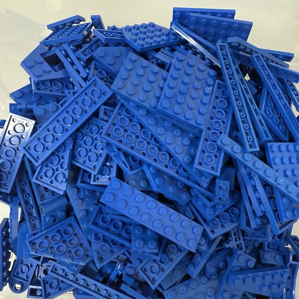 Blue LEGO Bricks Plates & More Bulk Lot – 2lb 0.3oz Bag Sorted by Color